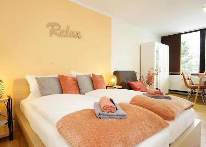 Relax - Orange Mit Pool Und Sauna